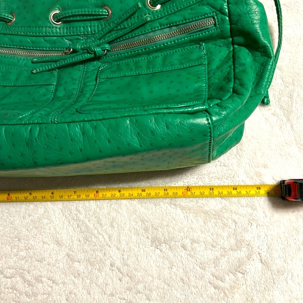 Bueno. Green Leather Bag. Like New. Ostrich print. Silver hardware. - Picture 7 of 10